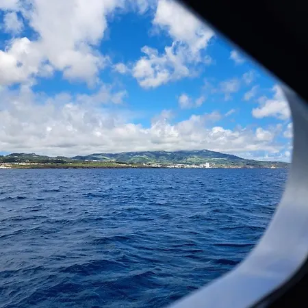 Sea & Tasty - Boat House بوتيل